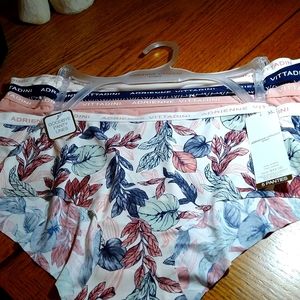 Adrienne Vittadini Set of Underwear